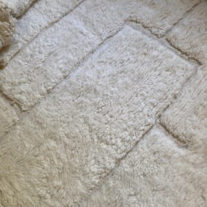Tapis à motifs écru – Image 2