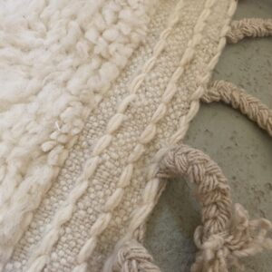 Tapis à motifs écru – Image 3