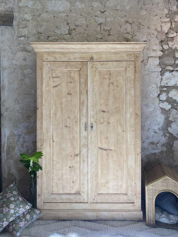 Armoire claire