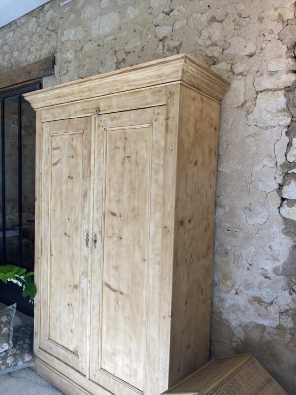 Armoire claire – Image 9