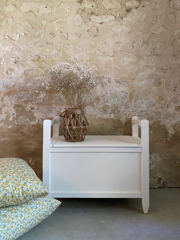 Banc coffre blanc