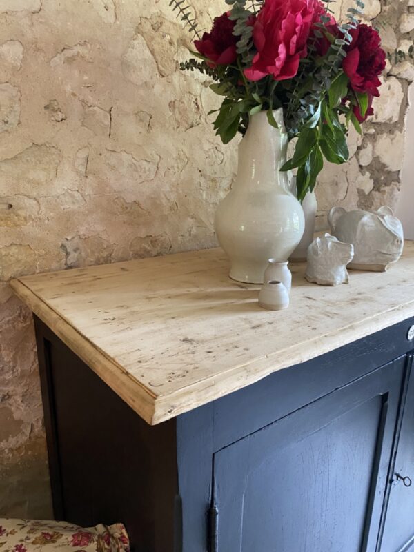 Buffet noir – Image 14