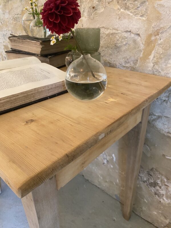 Table d'appoint – Image 6