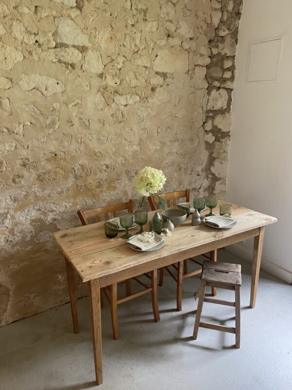 Table 1,40m – Image 2