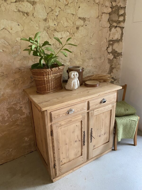 Buffet en pin – Image 15