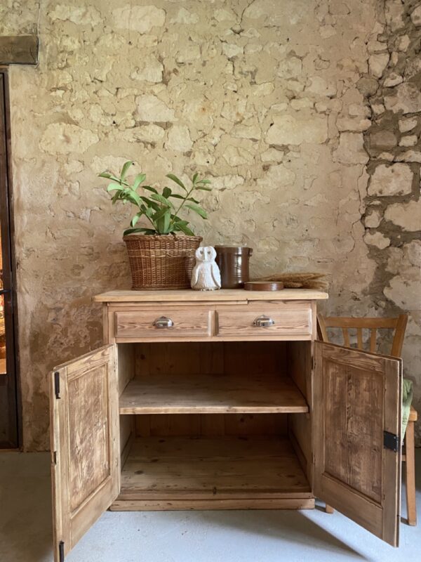 Buffet en pin – Image 7