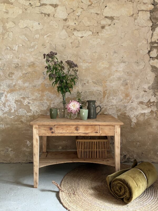 Table basse et son étagère