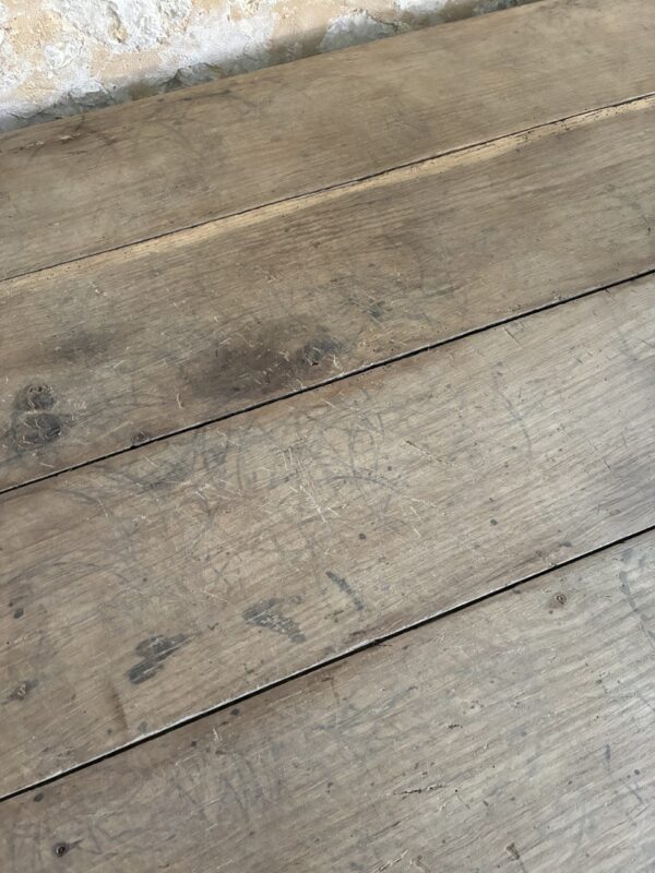 Table 6 personnes – Image 3