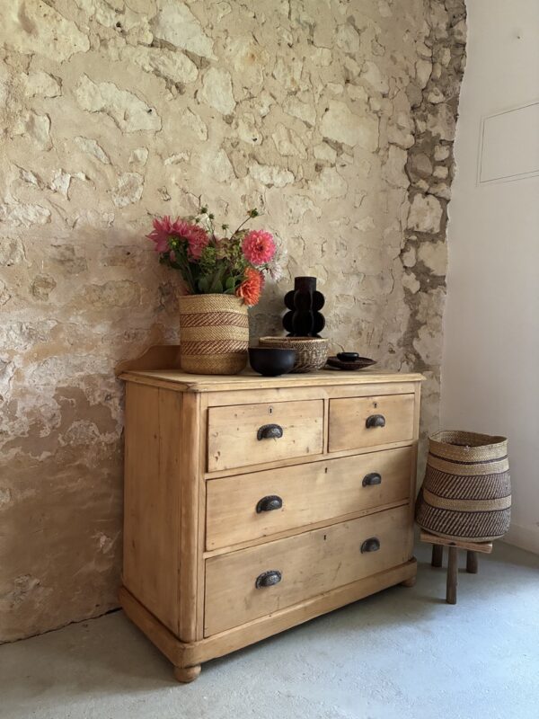 Commode – Image 2