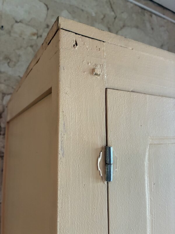 Armoire jaune – Image 11