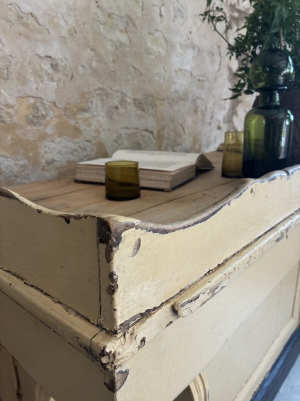 Bureau caisse patiné jaune – Image 13