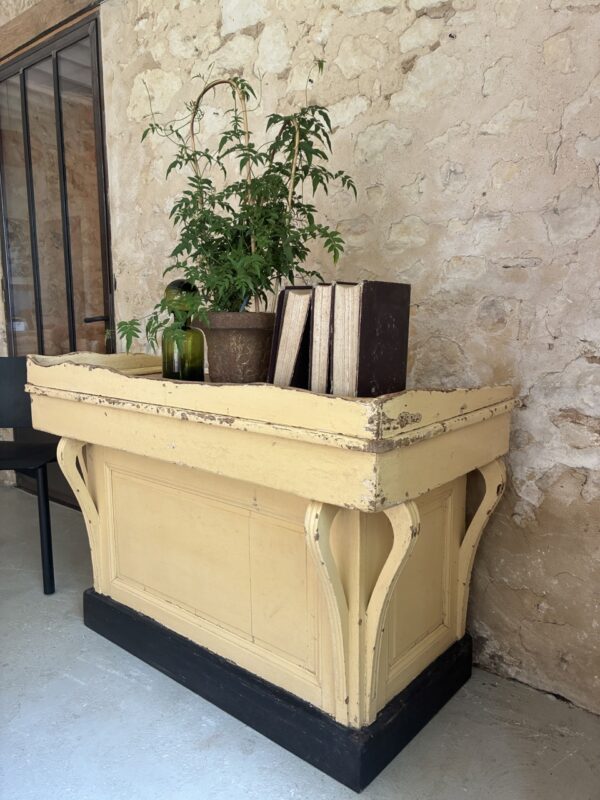 Bureau caisse patiné jaune – Image 9