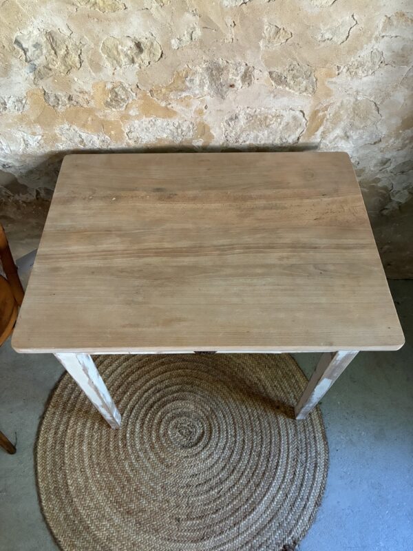 Table / bureau patiné blanc – Image 10