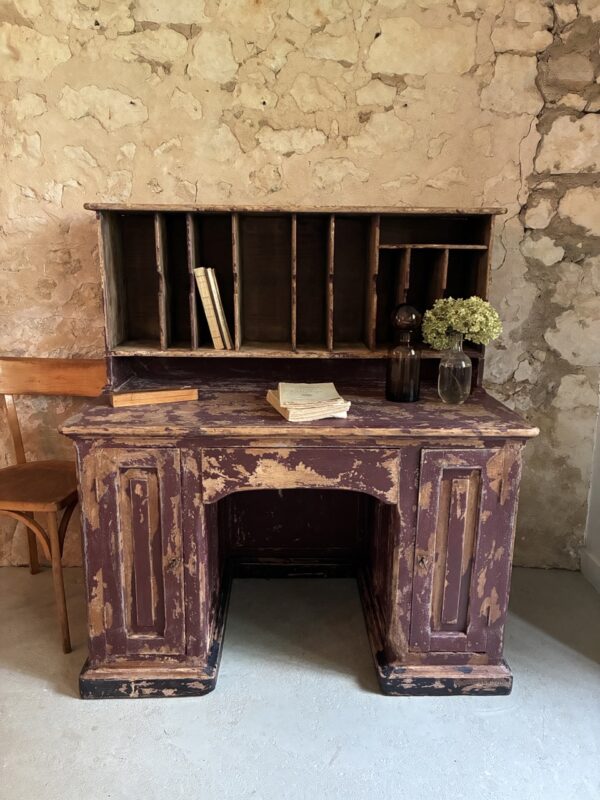 Bureau tripostal