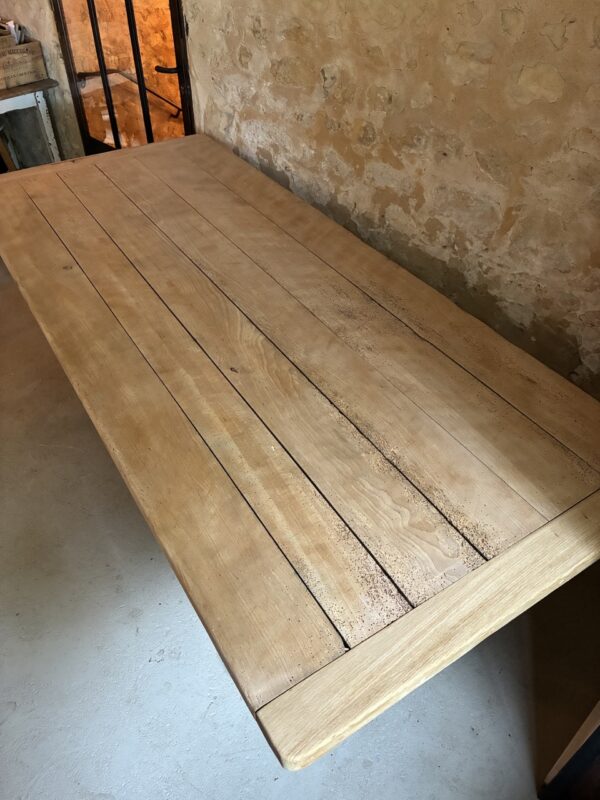 Table piètement métallique – Image 6
