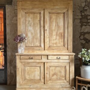 Buffet deux-corps en peuplier