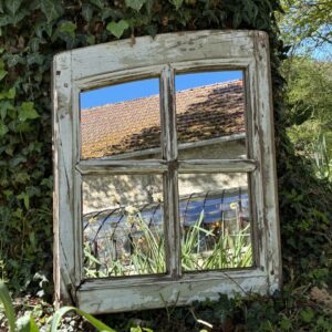 Fenêtre ancienne miroitée