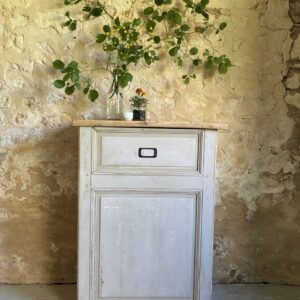 Meuble comptoir patiné blanc