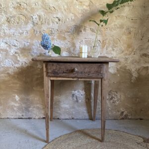 Table d'appoint avec tiroir