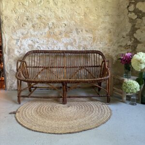 Banquette en rotin foncé