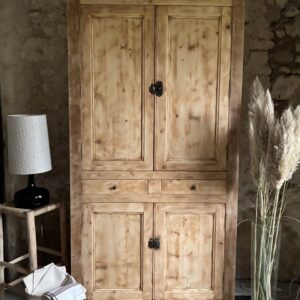 Buffet haut 4 portes et 2 tiroirs