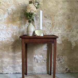 Table de chevet