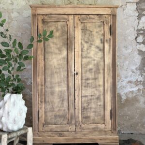 Armoire parisienne bois brut